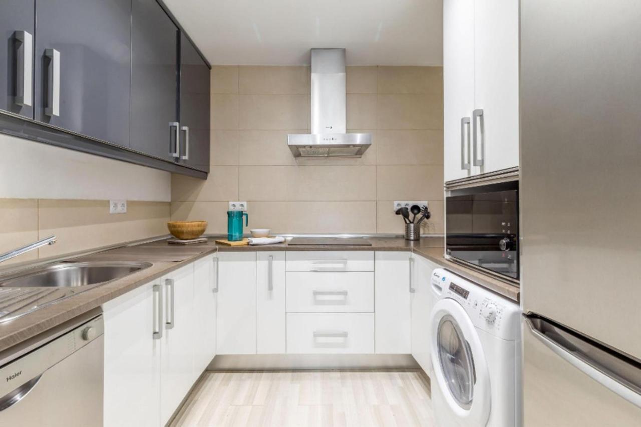Spacious Flat Puerta Del Sol Мадрид Екстериор снимка
